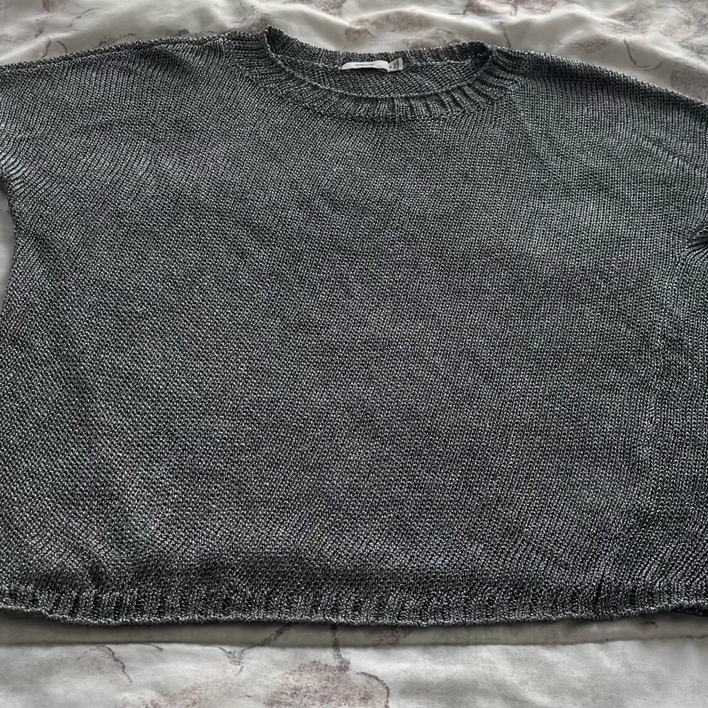 Vince Gray metallic silver Crew Neck long sleeve Sweater, size XS heavyweight